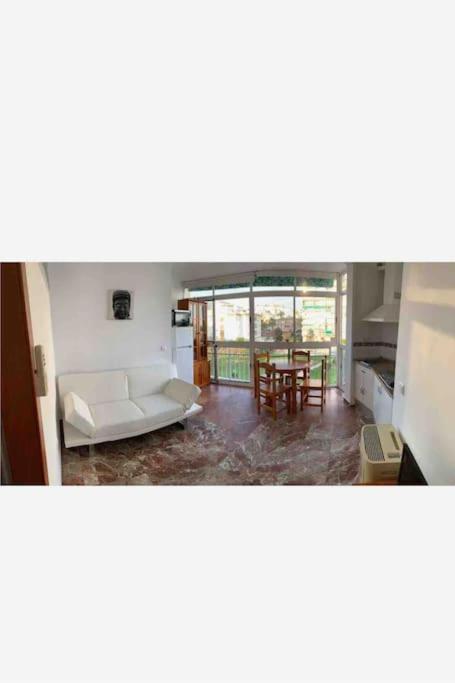 Apartment First Line Of The Sea Benalmadena Luaran gambar